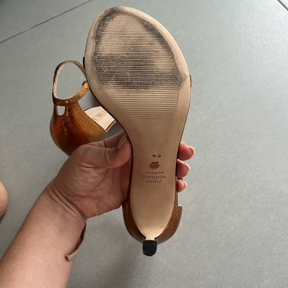 Stuart Weitzman gold snakeskin heel - Picture 5 of 5